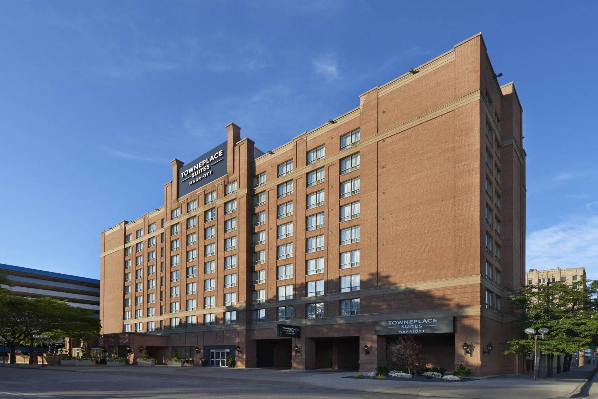 Towneplace Suites By Marriott Windsor Exterior foto